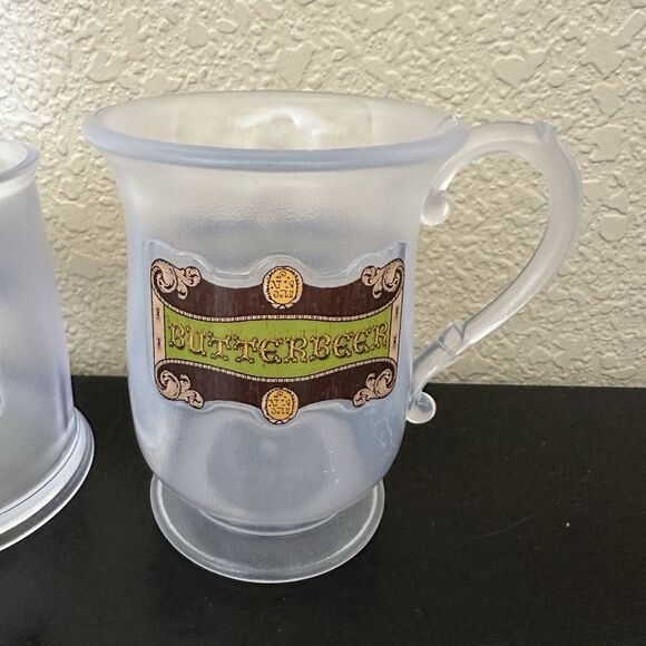 (2) Harry Potter London Studio Tour Exclusive Butterbeer Plastic Souvenir Mug - Picture 2 of 9